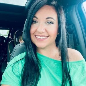 Meet your Posher, Whitney